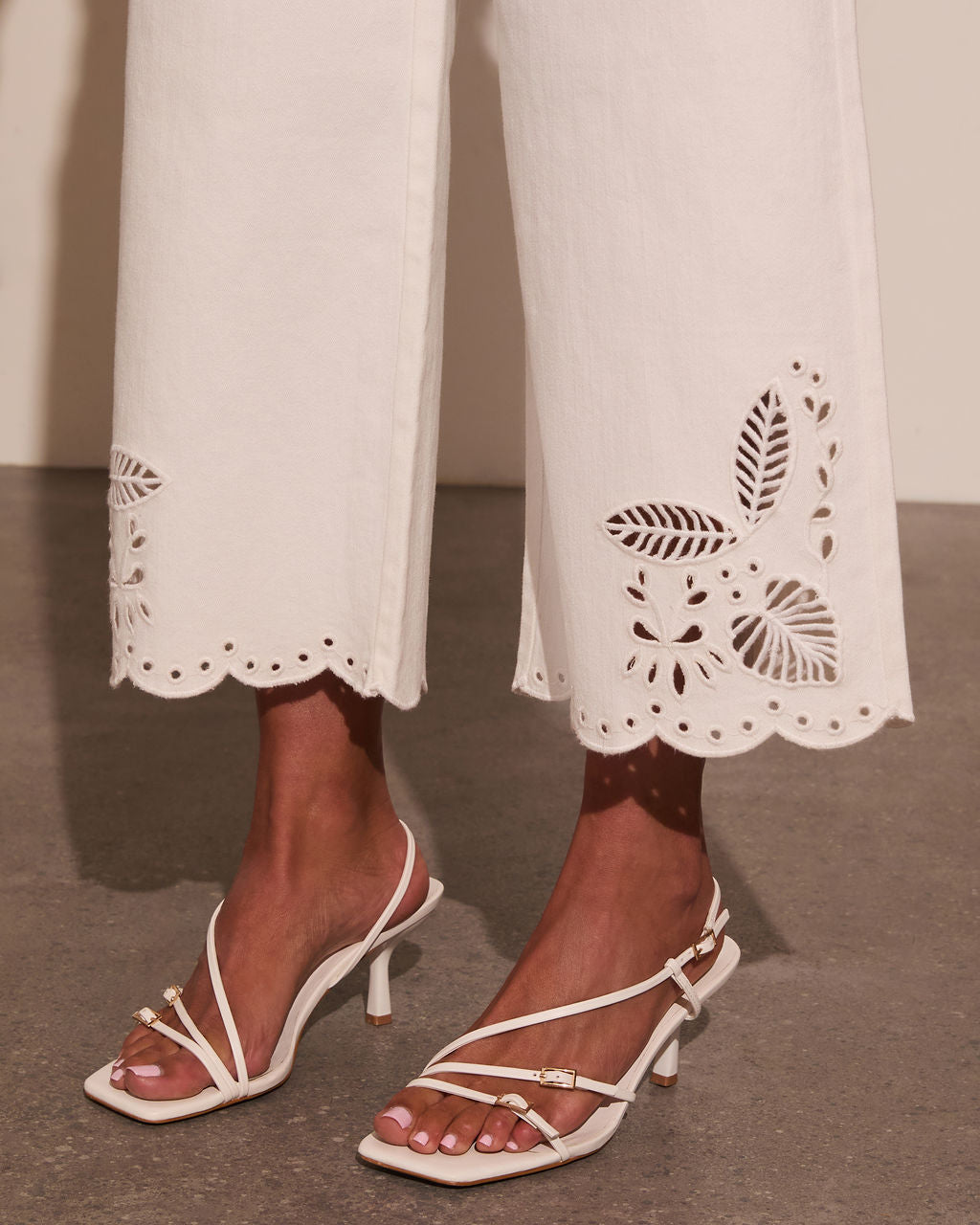 Breezy Ritual Eyelet Scallop Jeans