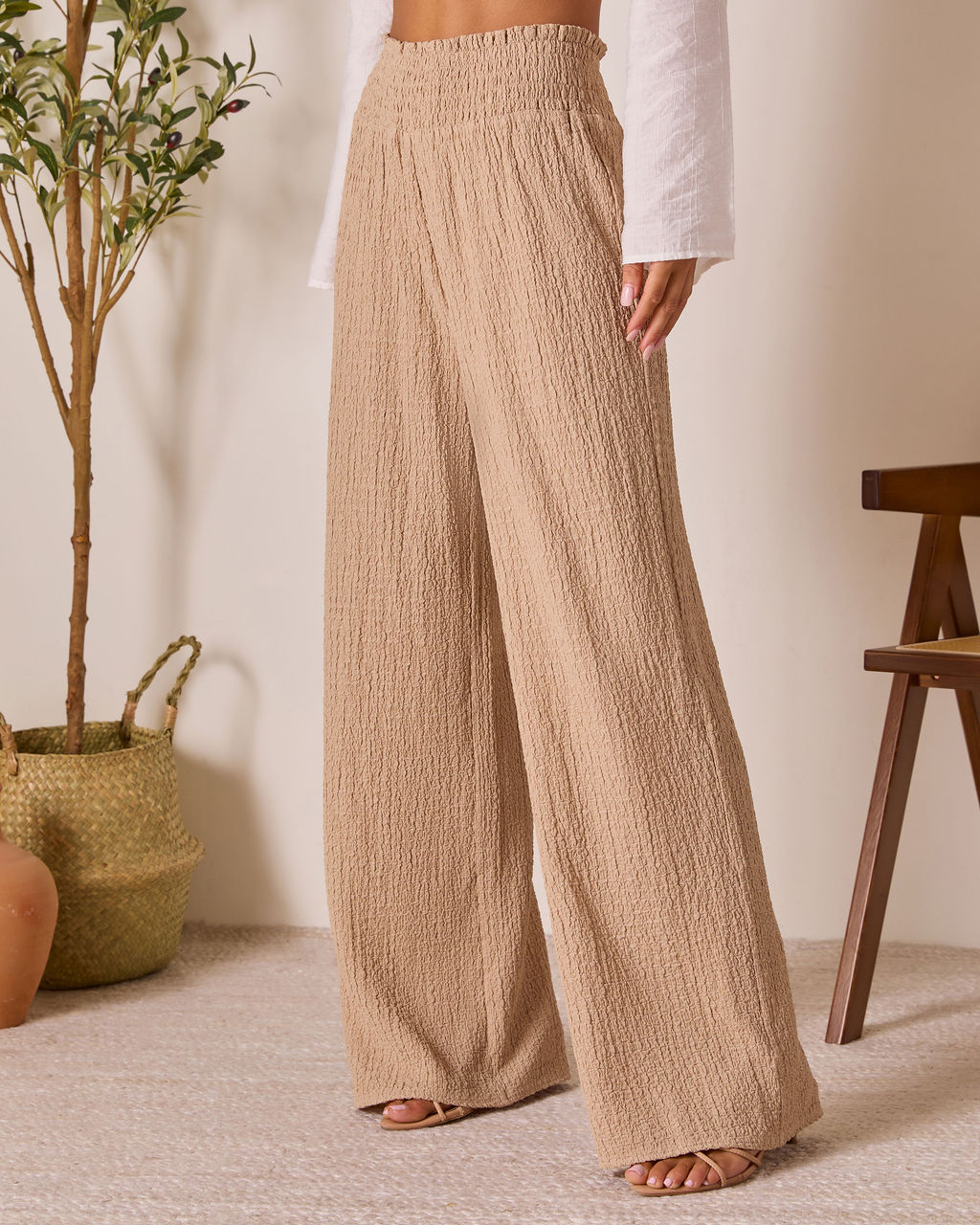Magen Relaxed Wide Leg Pants
